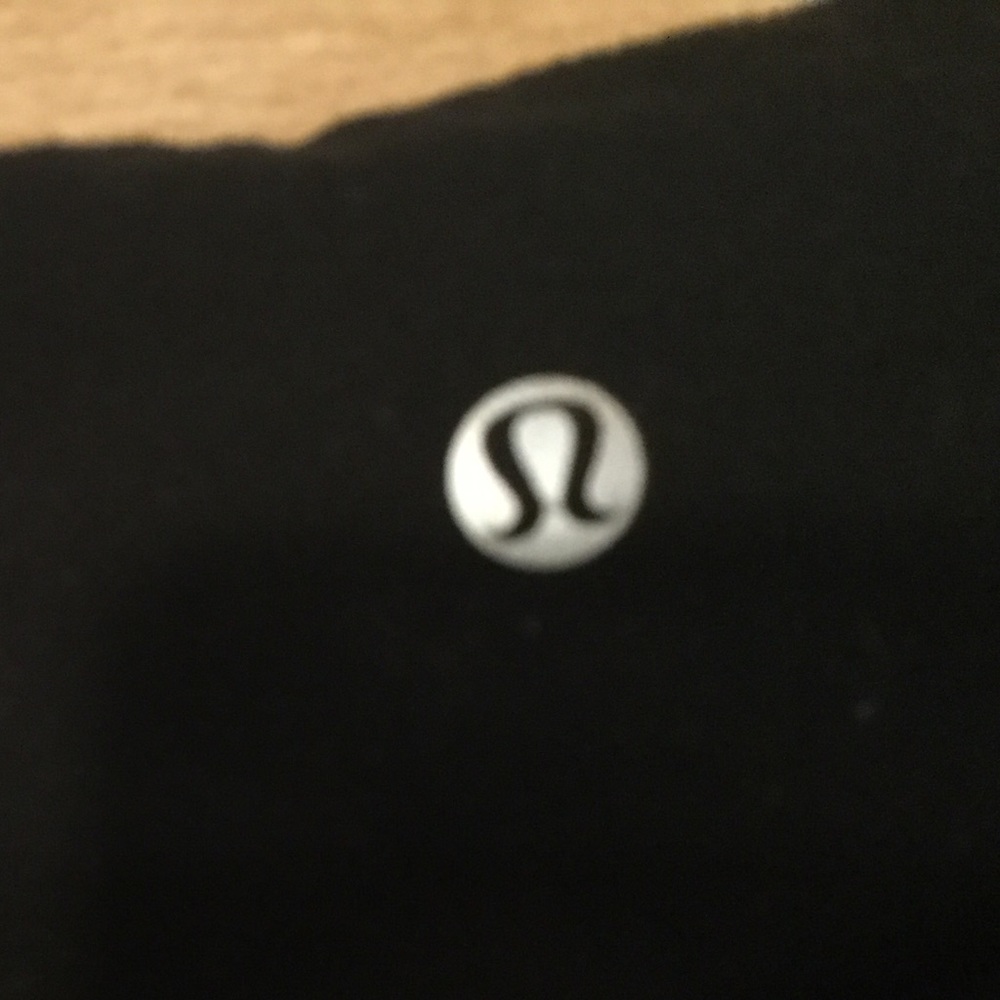 LuluLemon full length black leggings - Picture 5 of 8